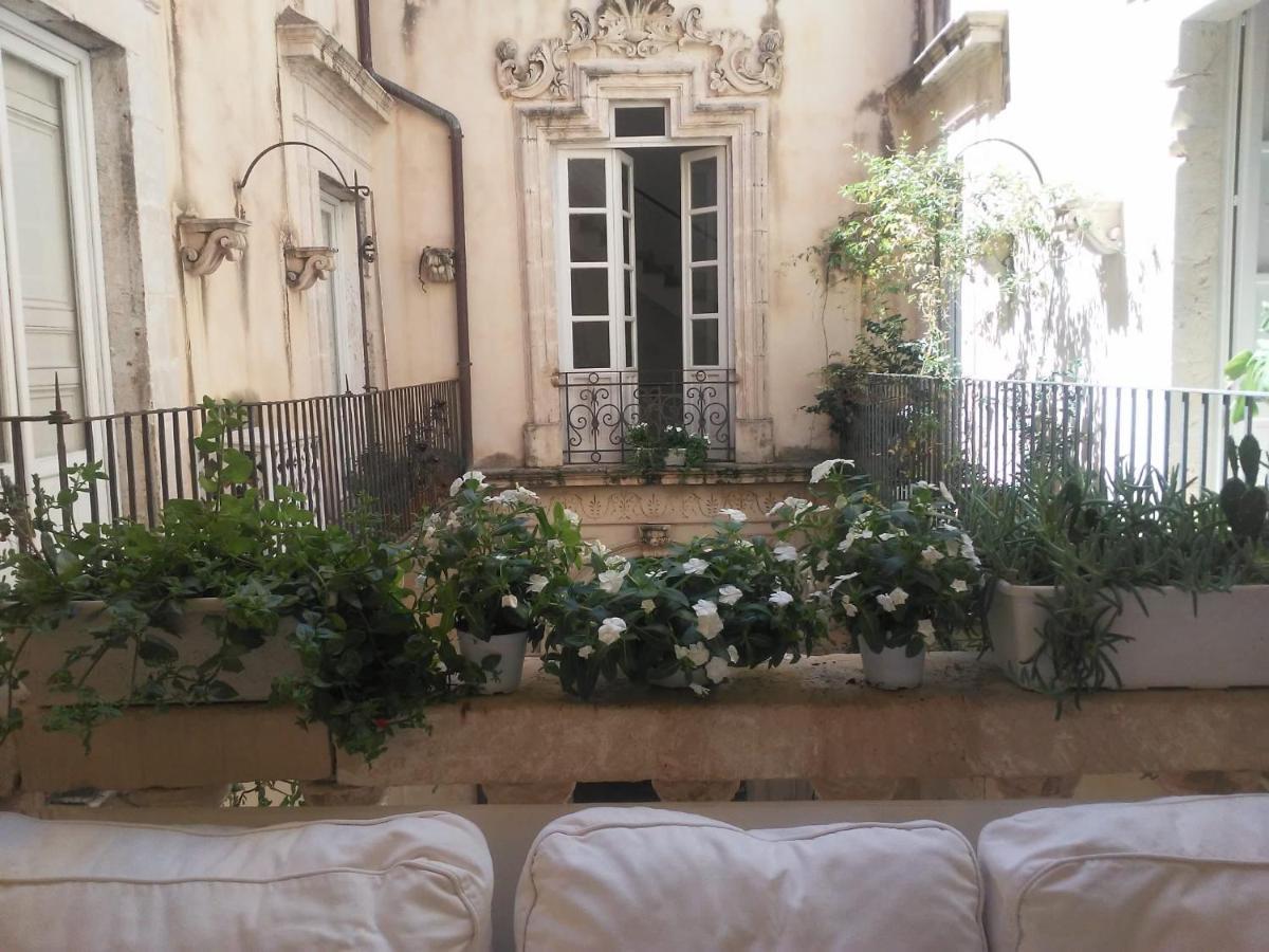 Appartement Ortigia Family House à Syracuse Extérieur photo
